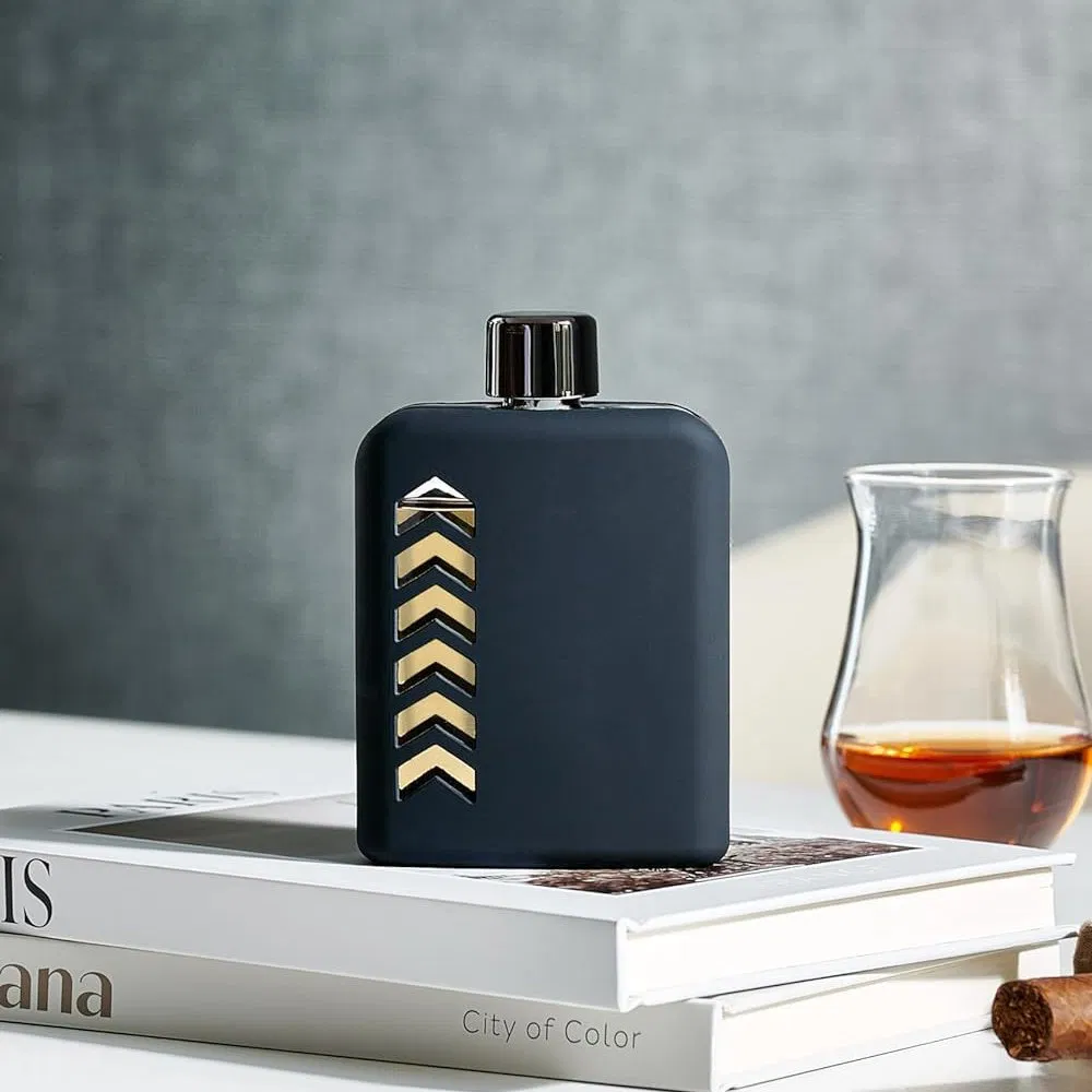 Custom Logo Capacity Size Protective Silicone Leather Sleeve 100ml 240ml Glass Hip Flask