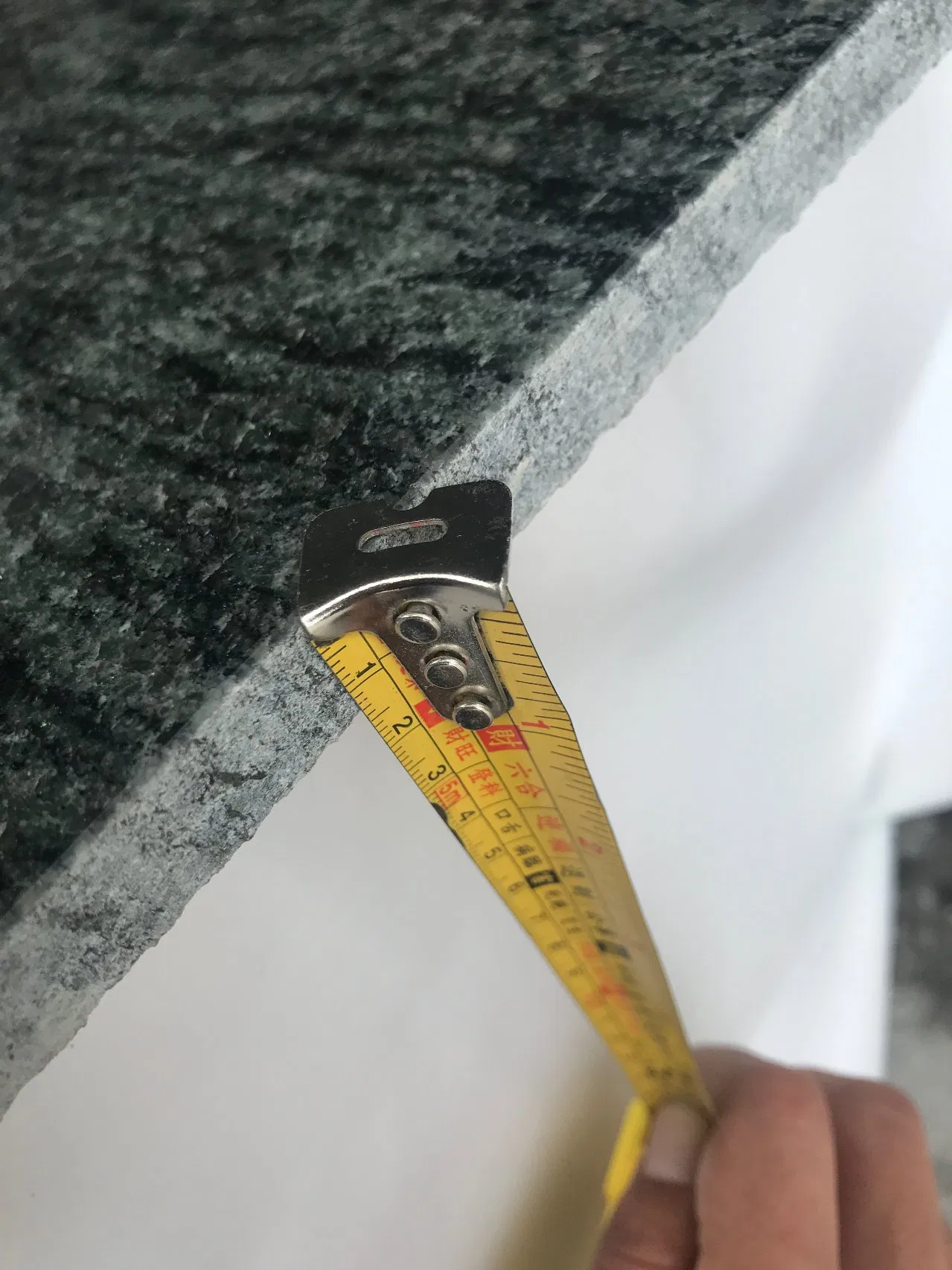 Polished Olive Green Granite Tile for Wall and Flooring