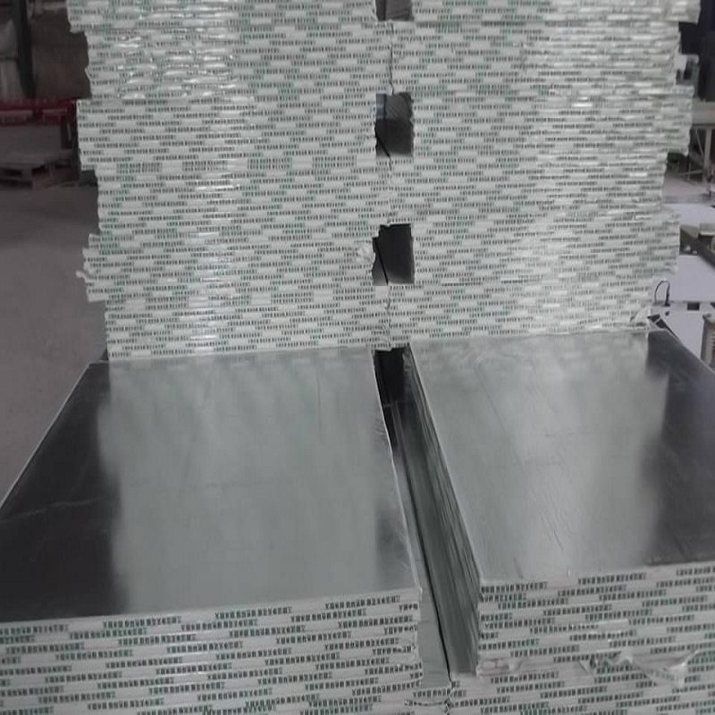 Потолочная плитка ПВХ 603x603x7 мм