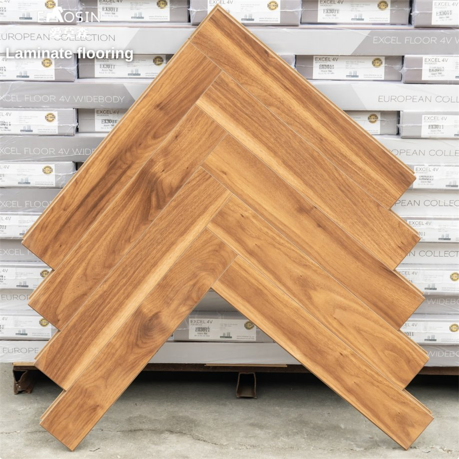 Водостойкий ламинат HDF Дуб 5-6 мм с подложкой