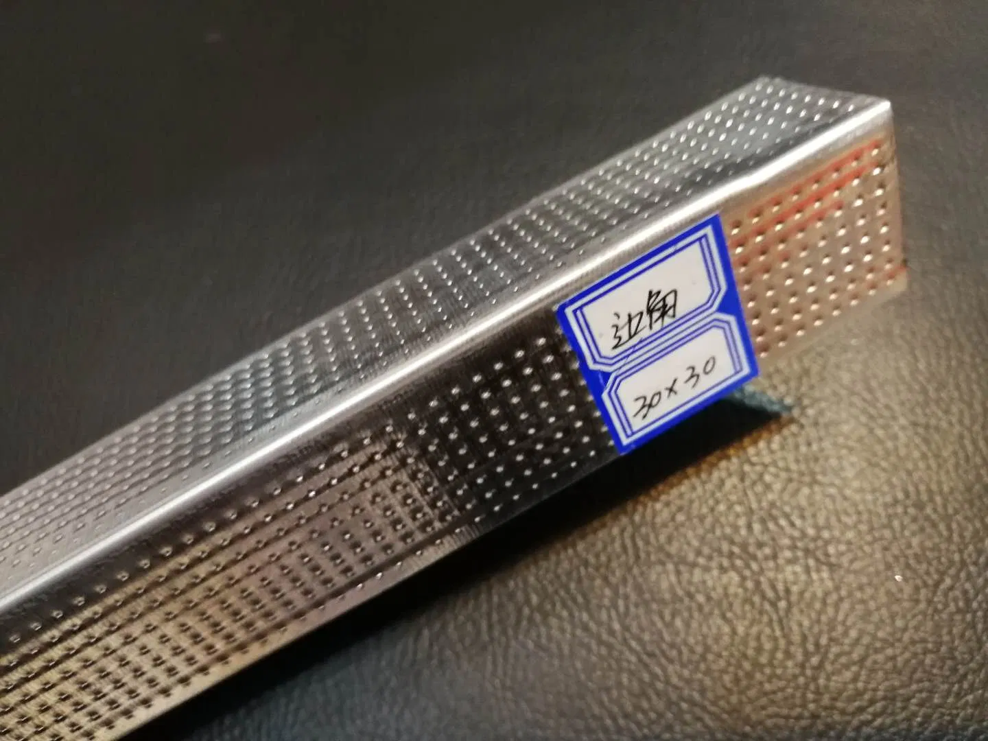 Light Gauge Steel Studs or Track Channel /Light Metal Steel Frame/Omega Metal Profile/Partition Metal Stud/Galvanized Furring Channel
