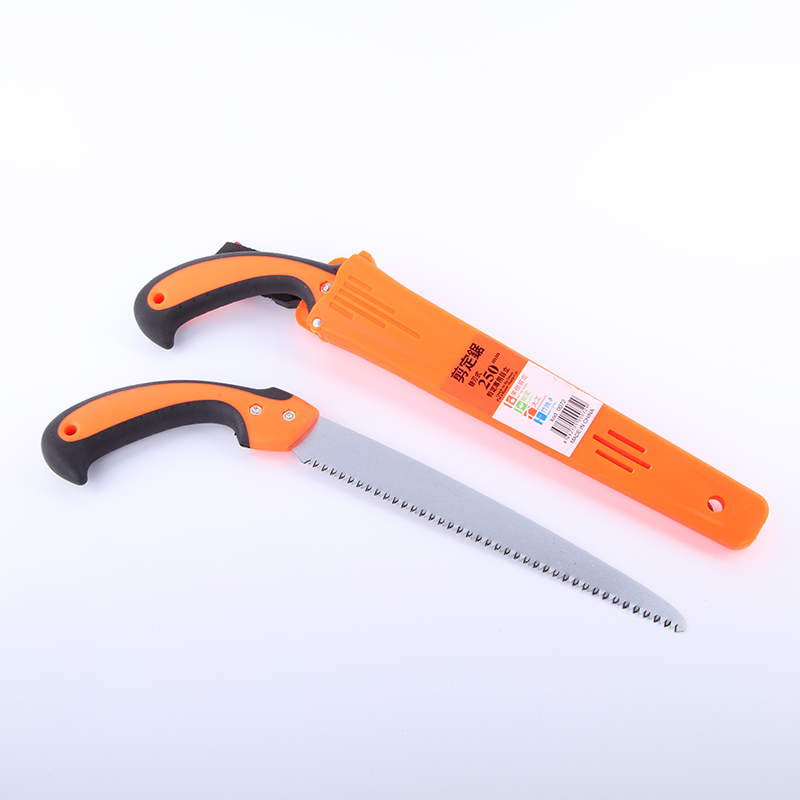 Carbon Steel Garden Saw for Pruning Tasks