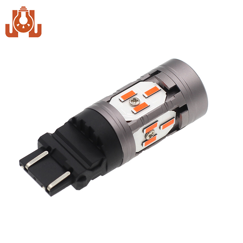 Светодиодная лампа 3157 красная для стоп-сигнала и поворотника