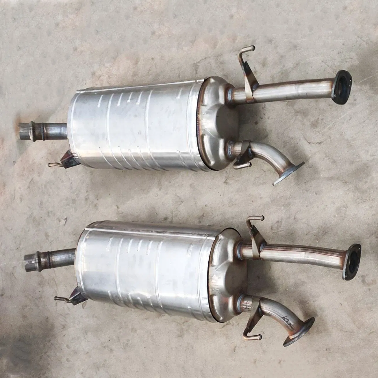 Средняя глушителя выхлопной трубы для Toyota Sequoia Tundra Land Cruiser 5.7L