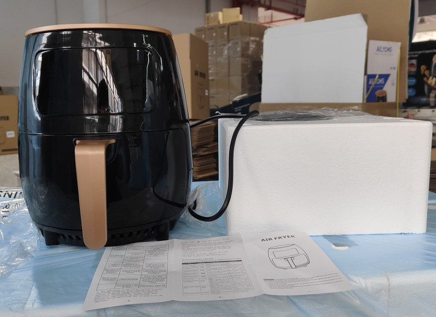 Home Use Multifunctional Large Capacity Heating stainless Steel with Timing and Temperature Setting 6L Air Fryer