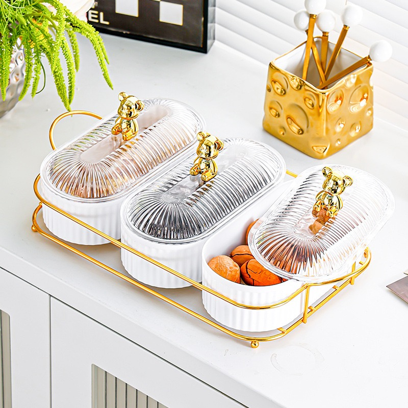 Bamboo Lid Glass Canister for Preserving Freshness in Hotel Catering