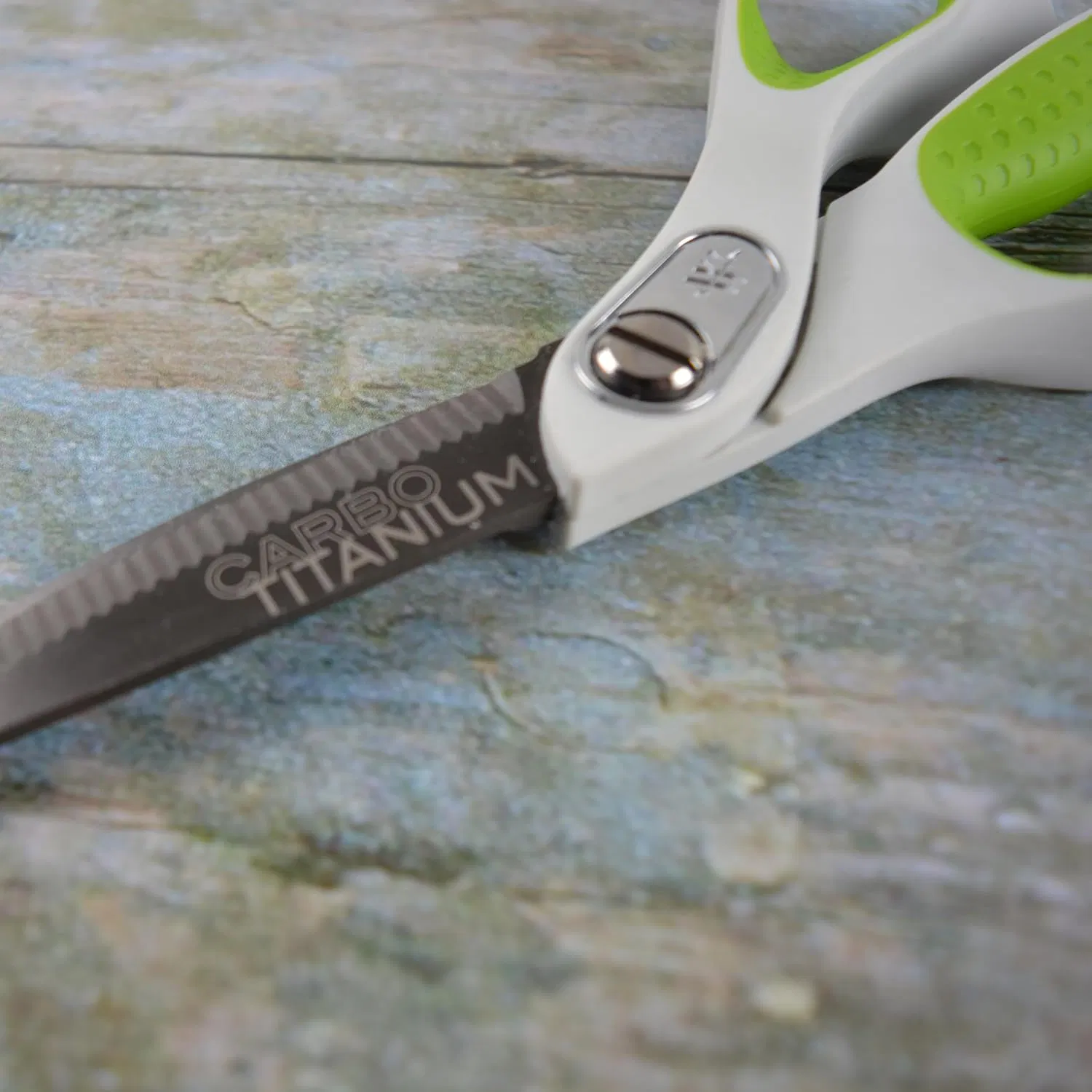 Титановые ножницы для ткани 7 и 9 дюймов, бело-зеленые