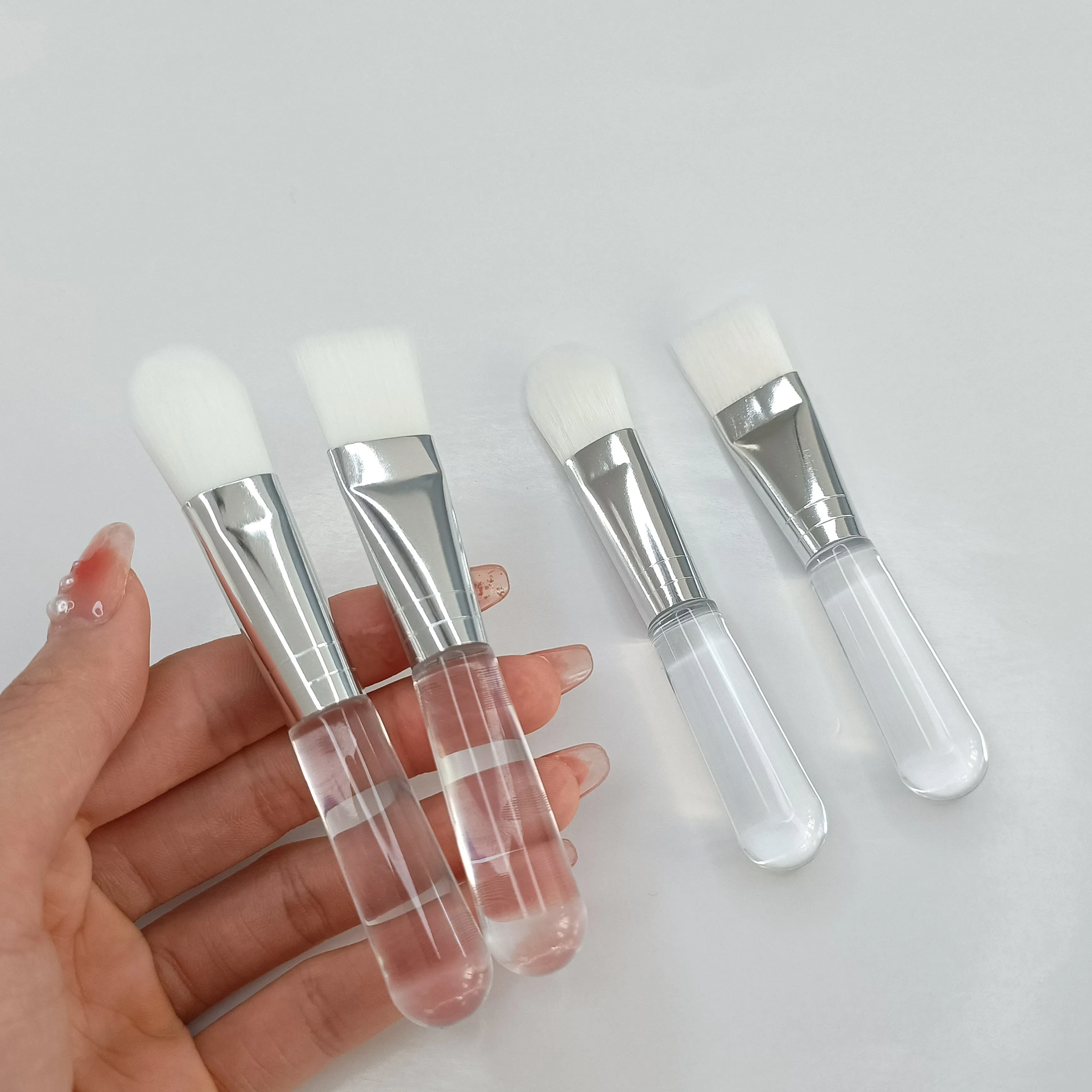 Short Handle Face Mask Brush - Clear Design for Effortless Use