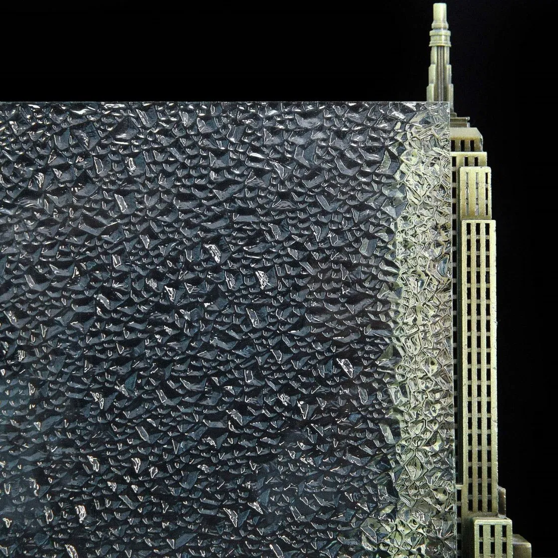 5mm High-Quality Best Price Nashiji Moru Karatachi Patterned Glass