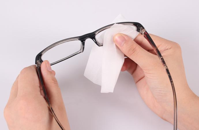 China OEM Manufacturer New Design Computer Camera or Glasses Lens Glass Machinery Cleaning Wet Wipes