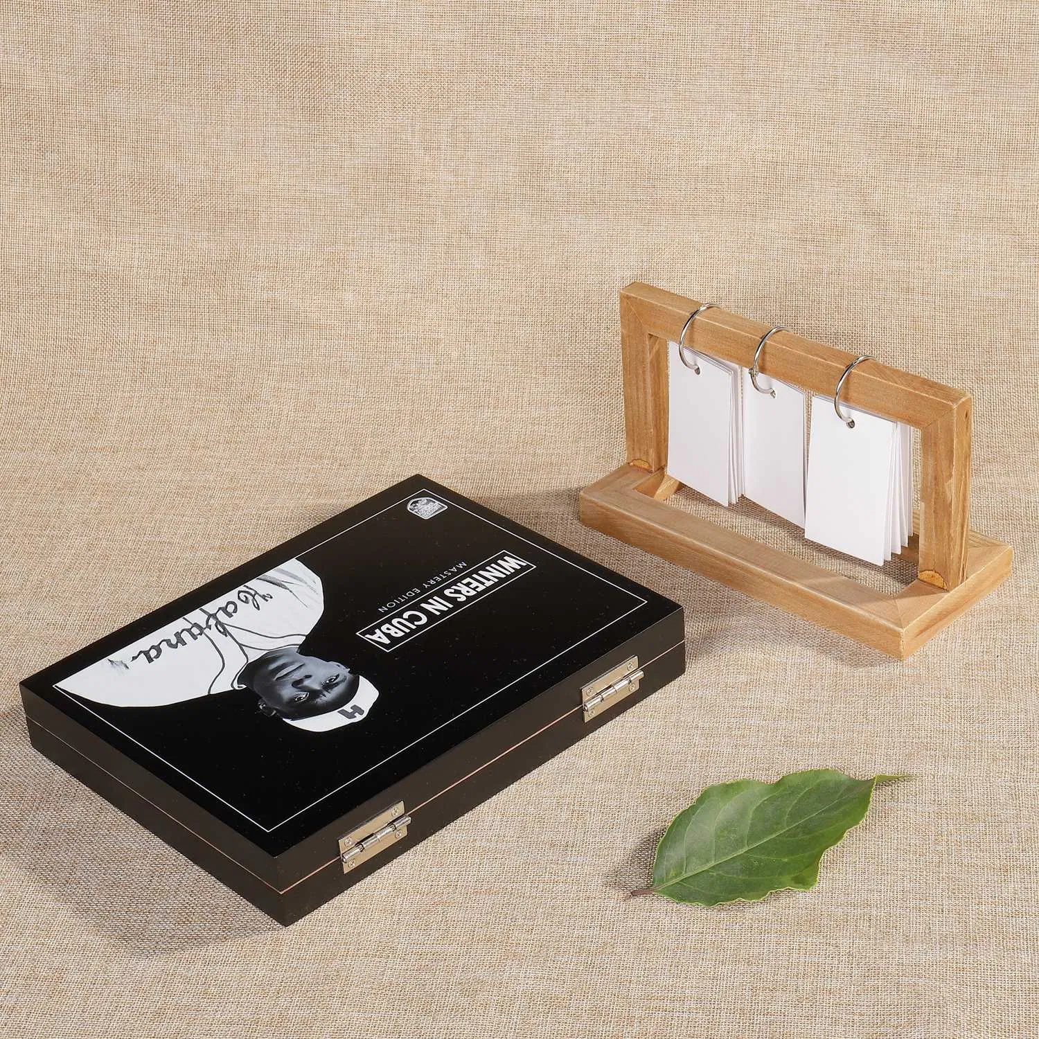 Wholesale High End Spanish Cedar Solid Wood Cigarette/Tobacco Case Cigar Humidor Storage Gift Packaging Box