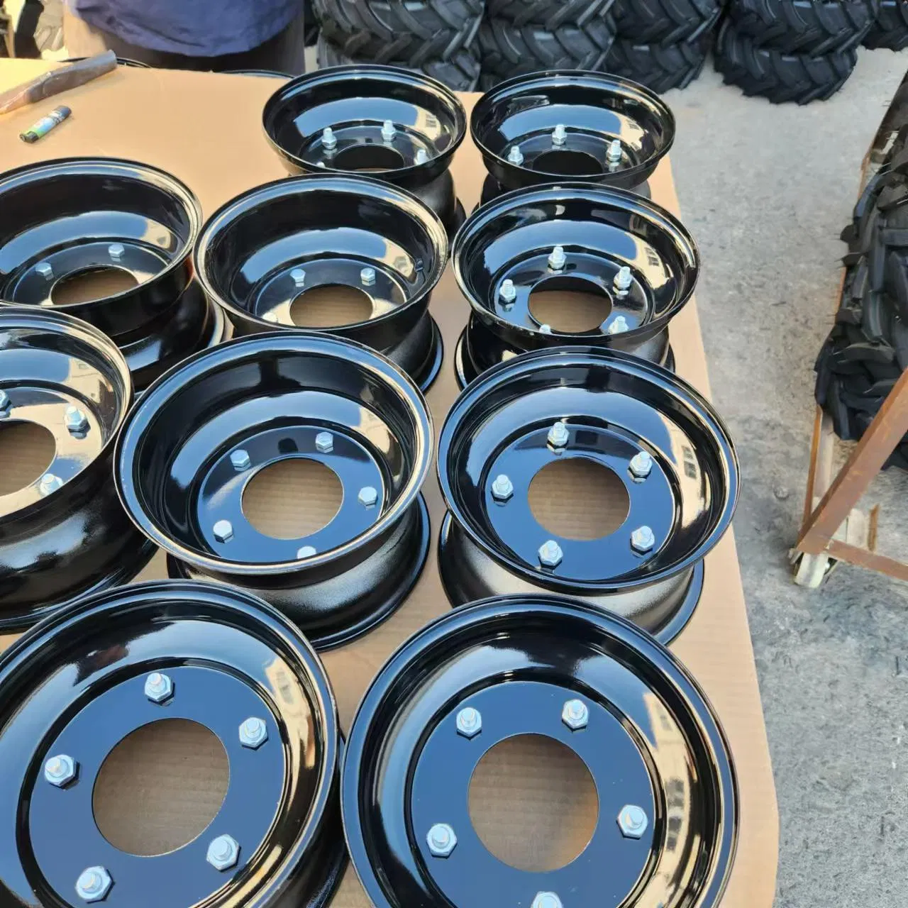 19x7.00-8 Agricultural Lug Pattern Tire and Wheel
