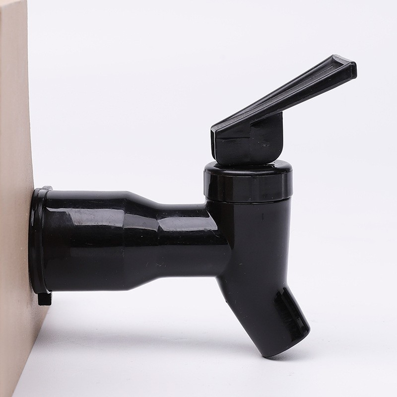 Quick-Connect Water Dispenser Faucet for Easy Home Setup