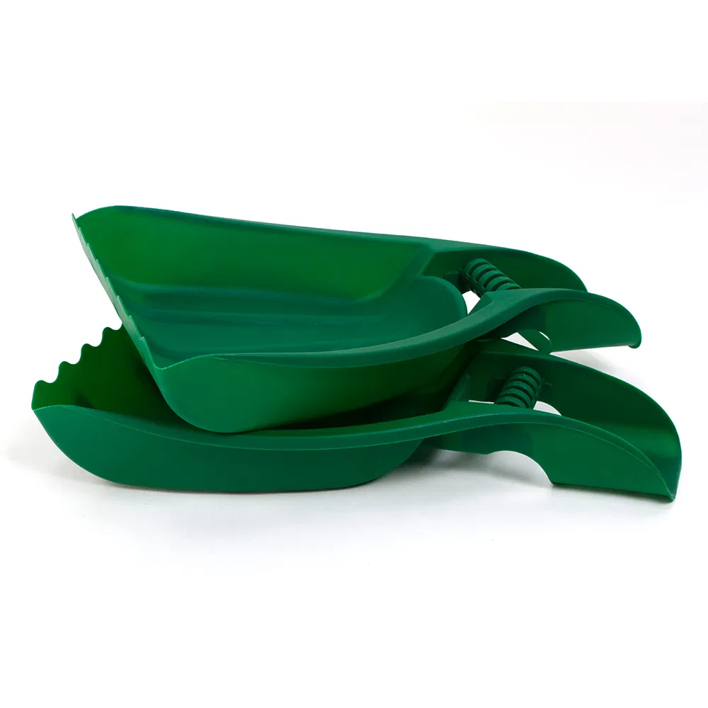 Ergonomic Plastic Leaf Scoops with Comfortable Grip for Easy Use