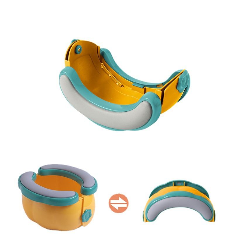 Portable Baby Toilet Potty with Easy Clean PU Pad