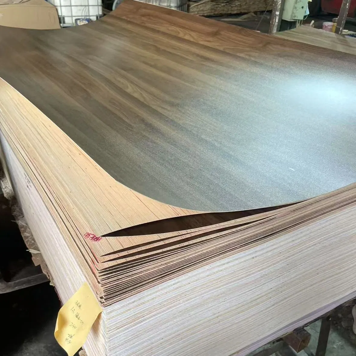 Custom Colors Purchase High-Quality Melamine Recon Plywood Furniture Board for Kitchen Cabinet