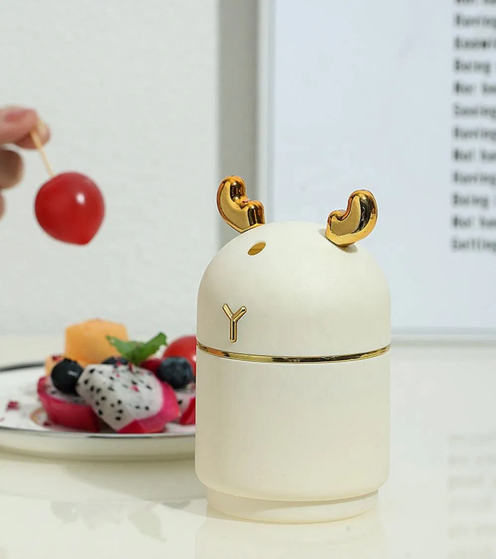 Portable Plastic Deer Shape Toothpick Dispenser for Home KTV Office Restaurant Usage