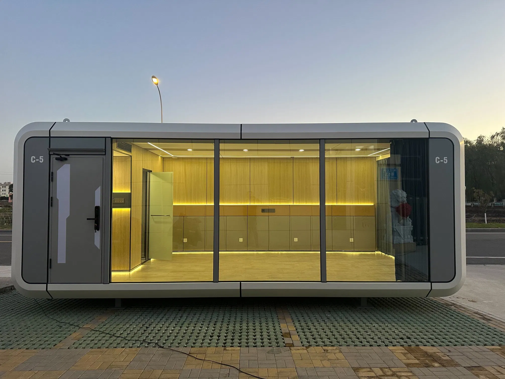 Stylish Foldable Aluminum Alloy Container House for Hotels