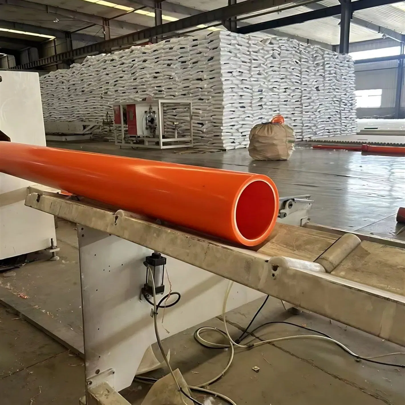 Custom Lengths 2-12m Non-Toxic Orange Mpp Cable Protection Pipe Plastic Tubes with Anti-UV Coating