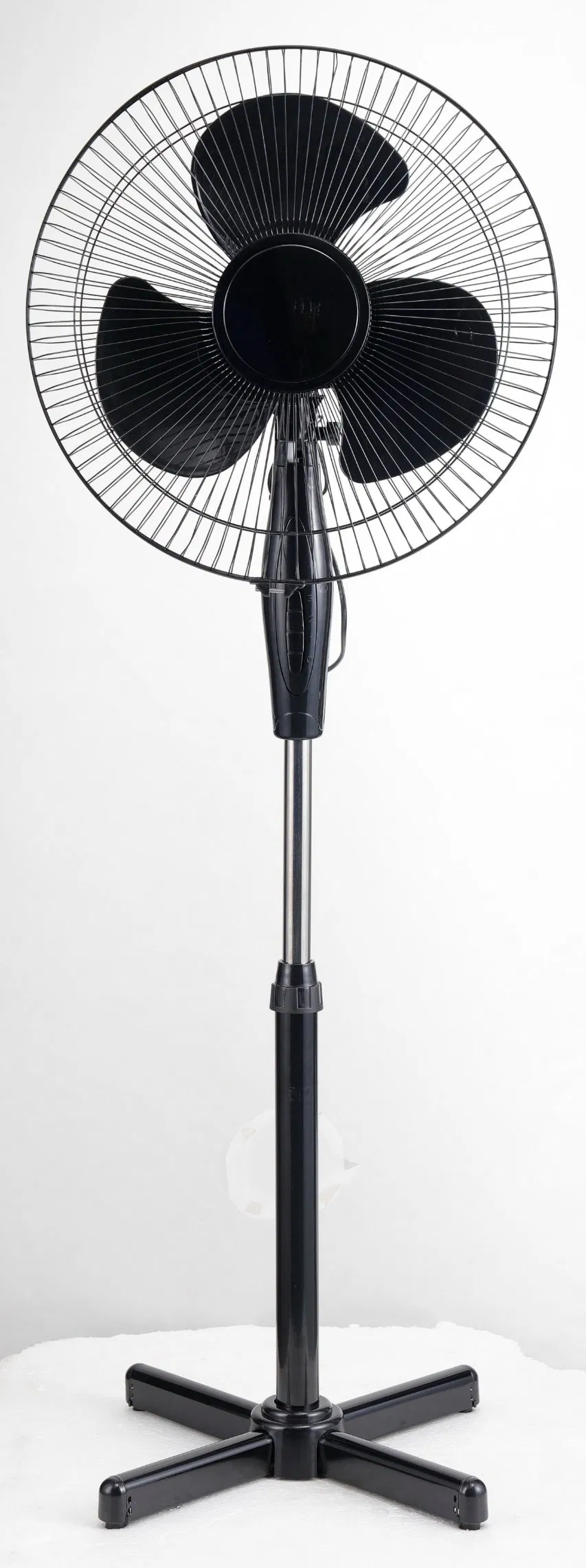 Напольный вентилятор White Cross Base 16 дюймов