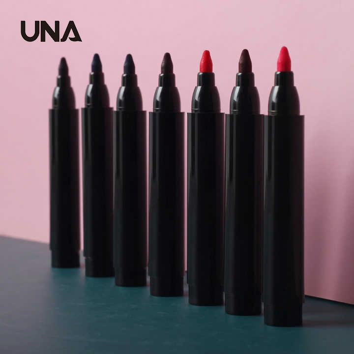 Low MOQ Custom Dark Brown Lip Liner Wholesale Private Label Waterproof Retractable Creamy Lip Liner Lip Marker