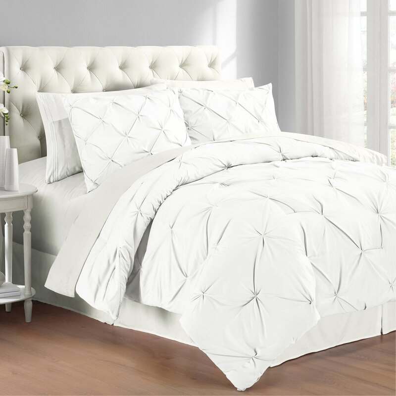 Four Color Pintuk Comforter Bedding Set