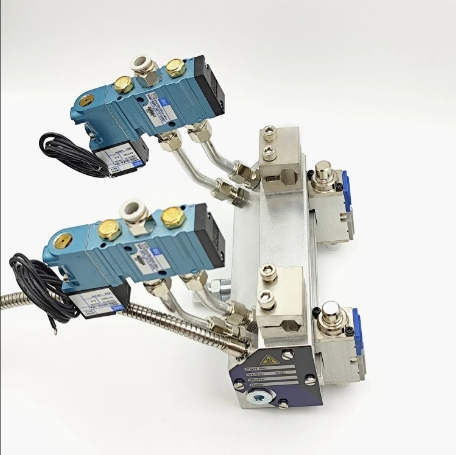 High-Performance Hot Melt Adhesive Gun for Quick Bonding 8575120