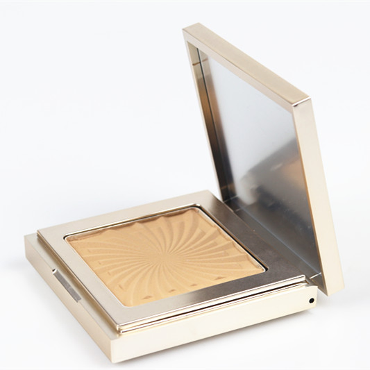 Flawless Finish Professional Makeup Powder Foundation for All-Day Comfort