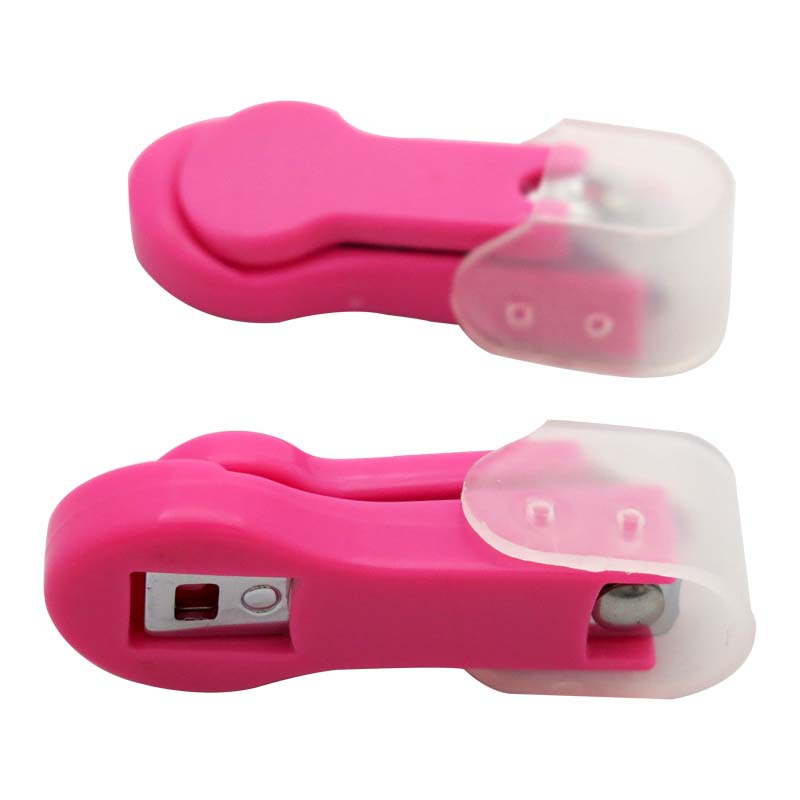 Safety Kit Plastic Catcher with Protected Cap for Baby Care Nail Clippers (234S-1C)