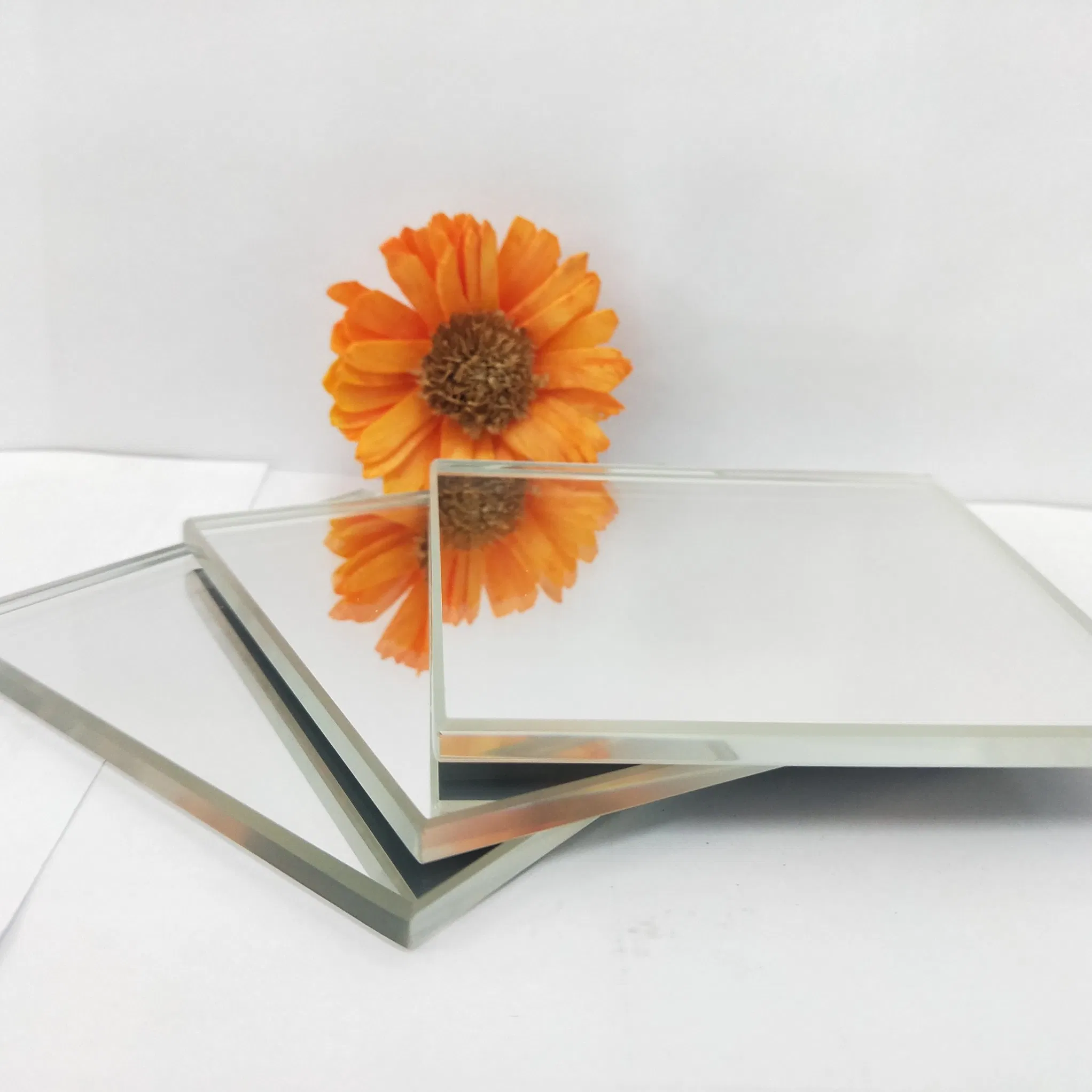 Customizable 1mm-6mm Double/Signal Coated Aluminum Mirror Glass with Italy Fenzi Paints for Dressing/Decoration/Bathroom