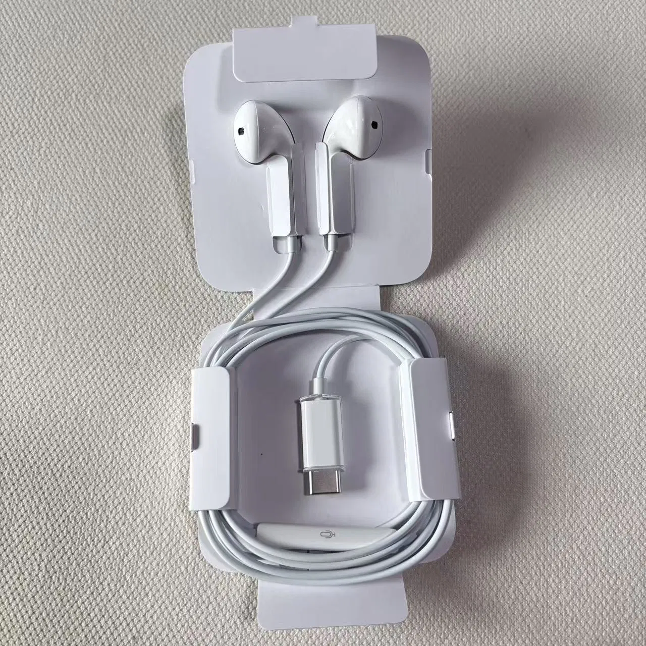 Проводные наушники Earpods для iPhone, белые