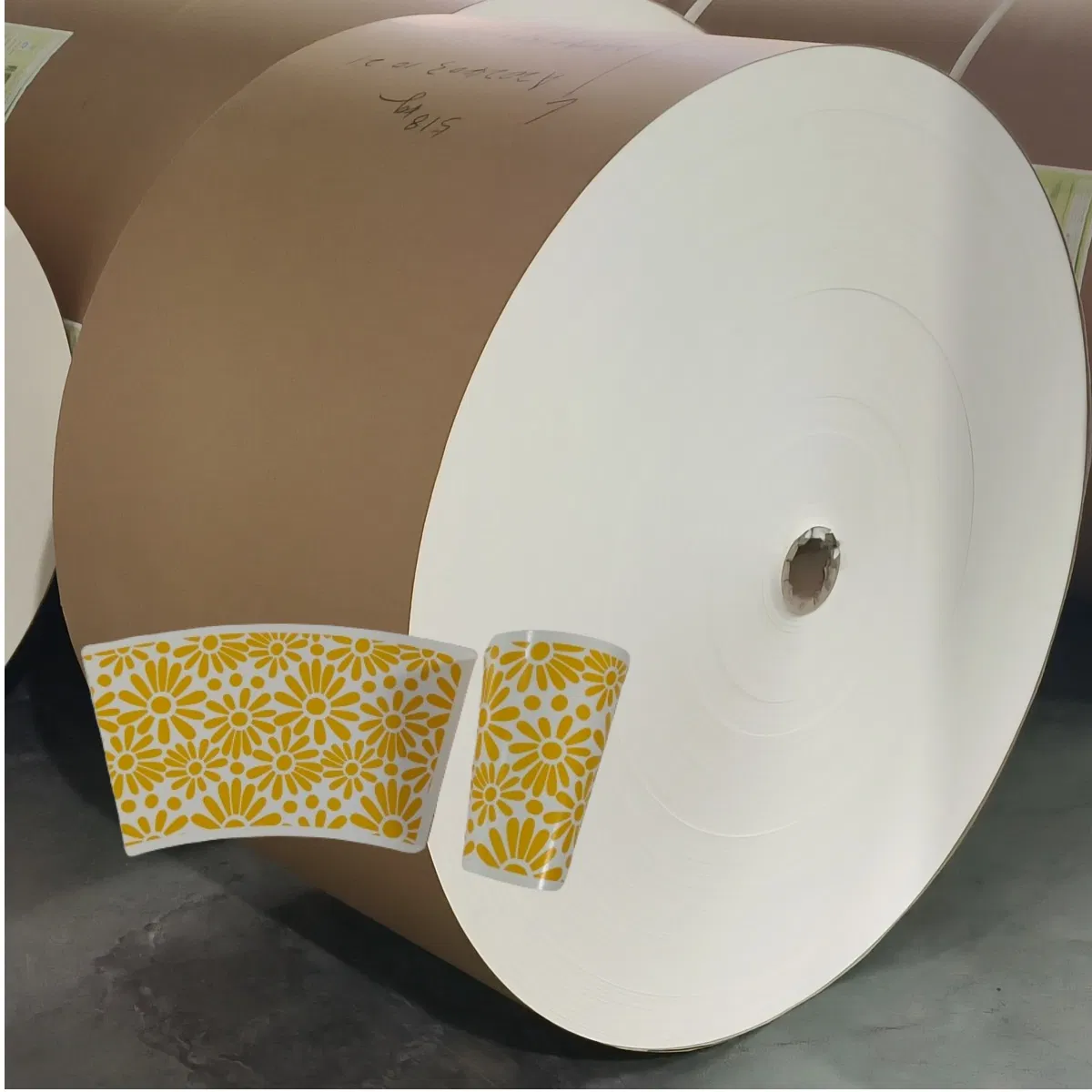 First Grade Roll for Coffee Cup Paper Wood Pulp