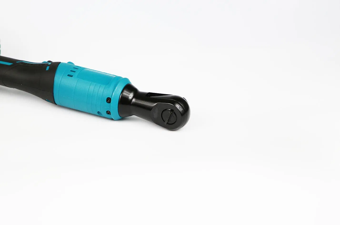 Беспроводной аккумуляторный гайковерт-шуруповерт