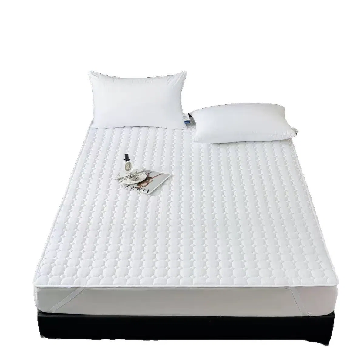 Waterproof Hotel Mattress Protector with Breathable Fabric Technology