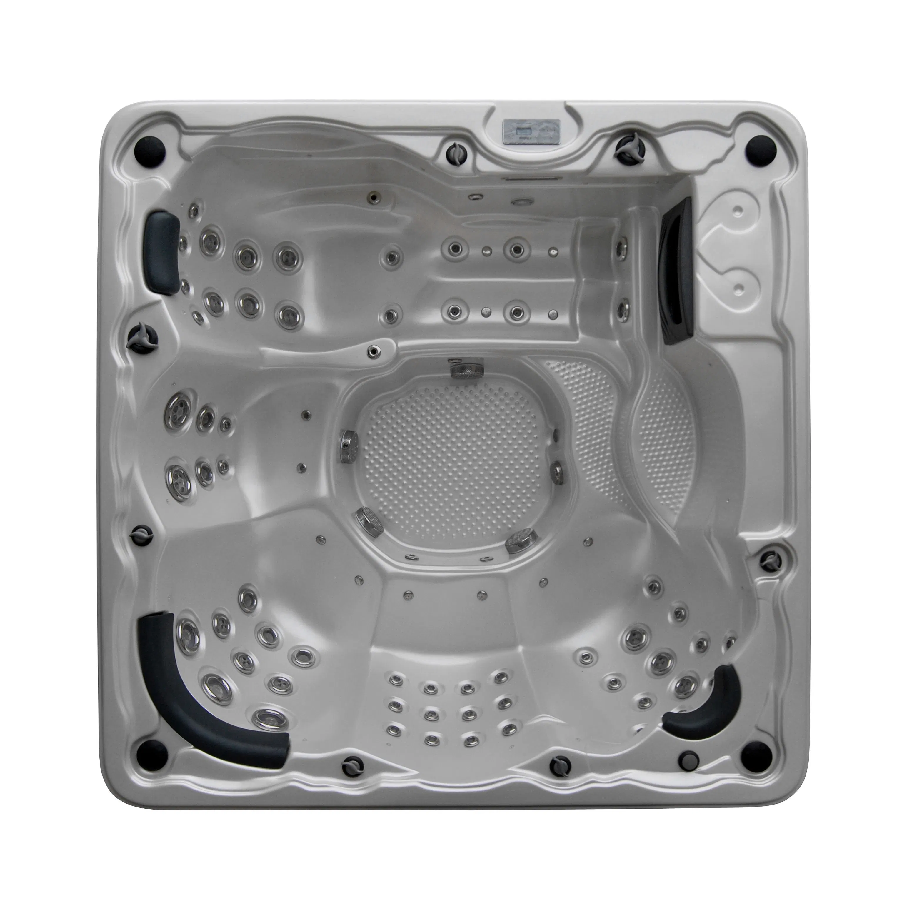 Уличный СПА-бассейн с подогревом и гидромассажем