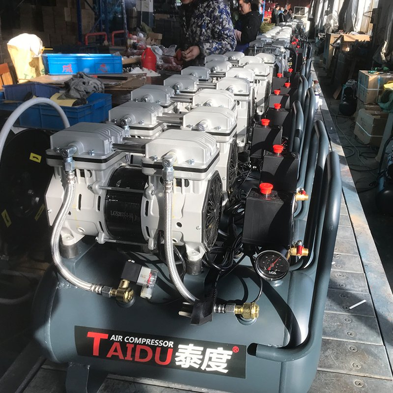 Поршневой винтовой мини-компрессор 18л 220В для мастерской