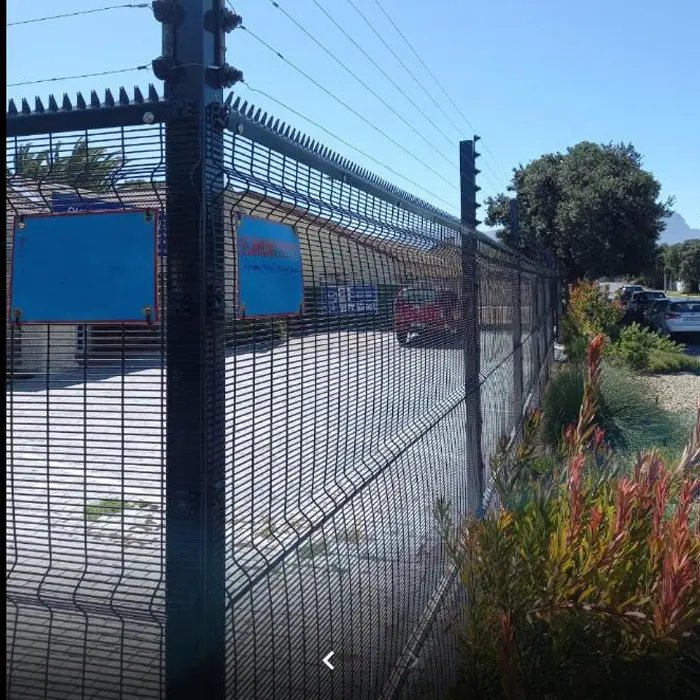 See Through Fencing 358 High Security Clearview Fence Anti-Climb Weld Mesh Panel Wire Fence