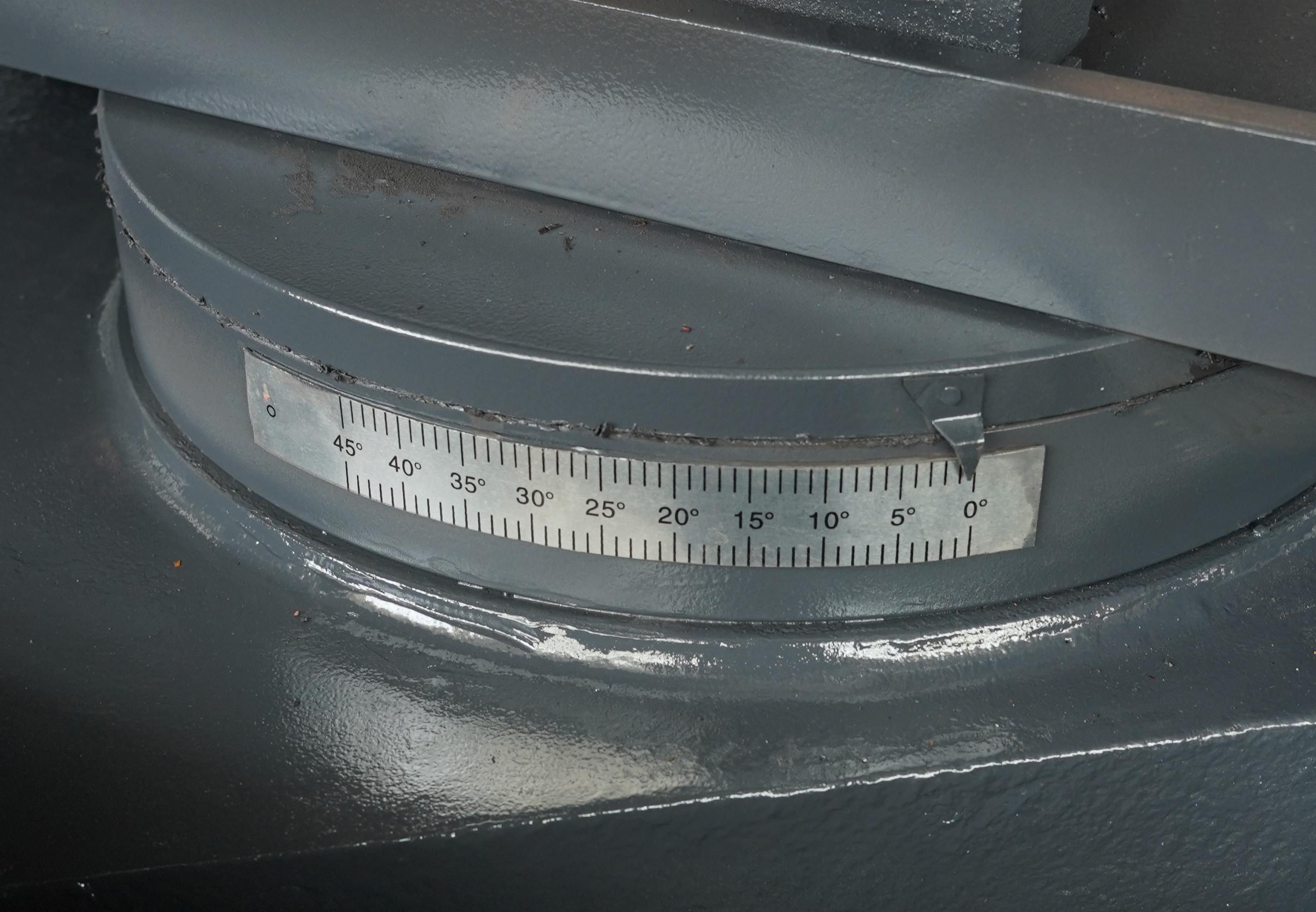 Ленточная пила по металлу автоматическая для прутков