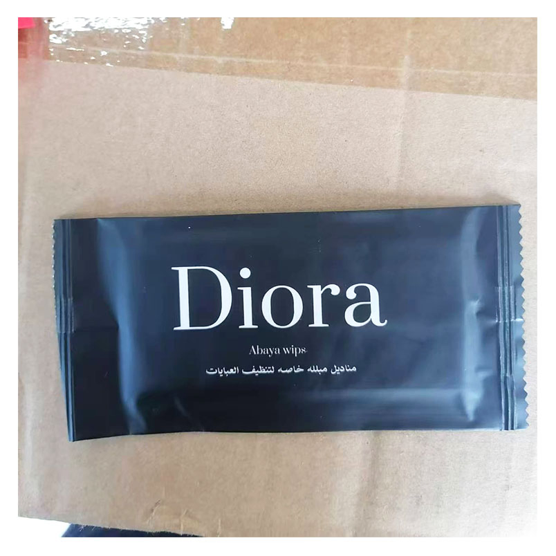 Custom Individually Wrapped Wet Wipes Tissue Single Piece Pack for Restaurant Hand Refreshing Restaurant Non-Woven Cleansing Wet Wipes with Logo