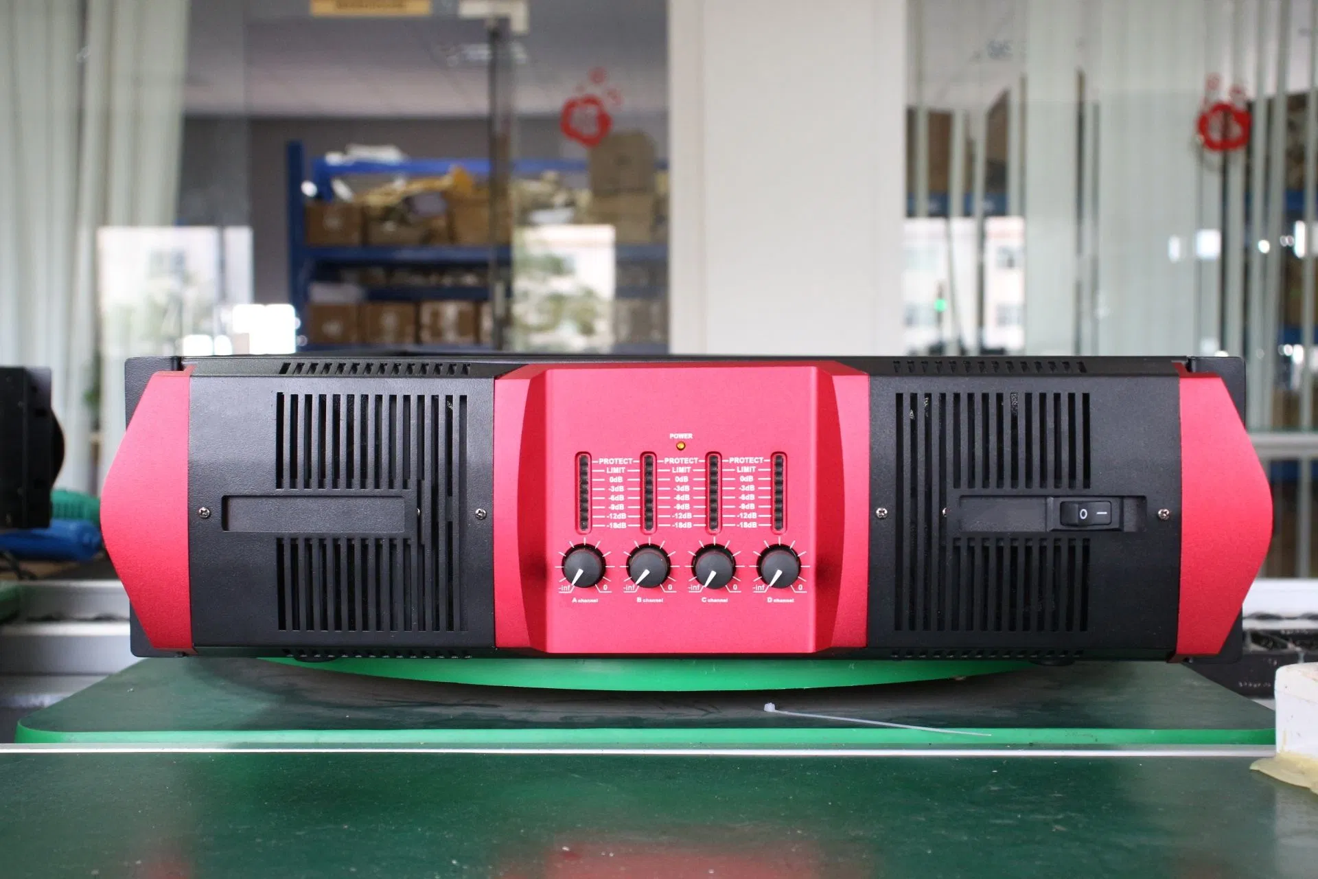 Factory Seller4 Channel 3u Most Powerful Power Sound Quality Amplifier for Subwoofer