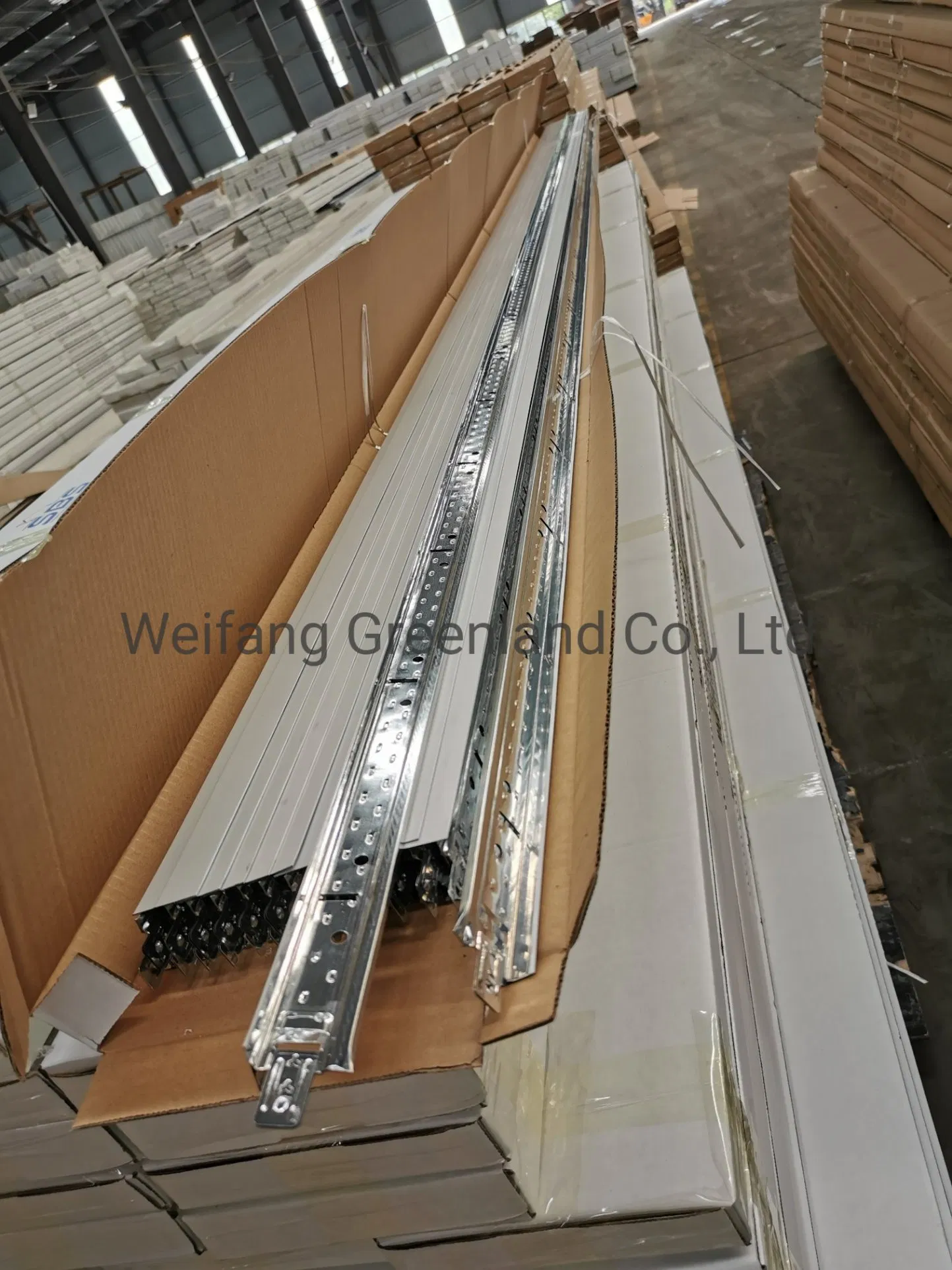 Suspended Ceiling T-Bar Grid/Ceiling Grid for Gypsum Tiles/Suspension System/ Metal T-Bar