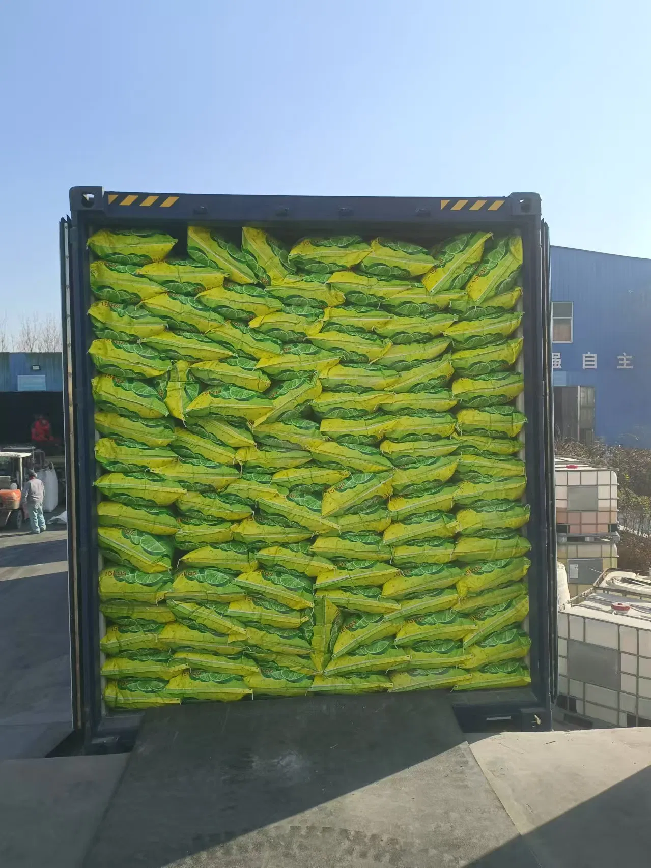 Luxurious Essential Oil Laundry Detergent for Vibrant Freshness