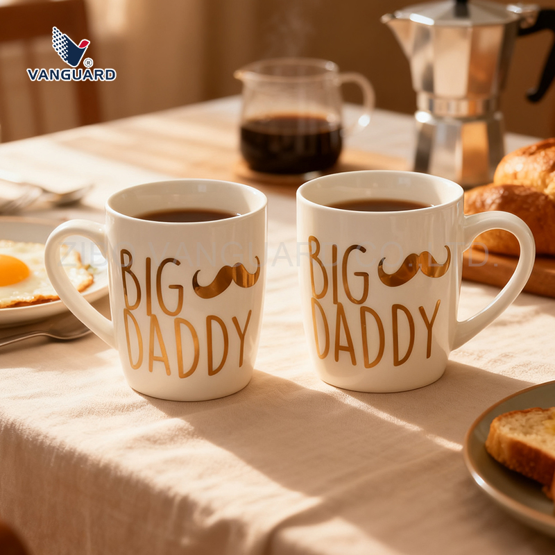 Фарфоровая кружка с золотым животом, белая, с печатью