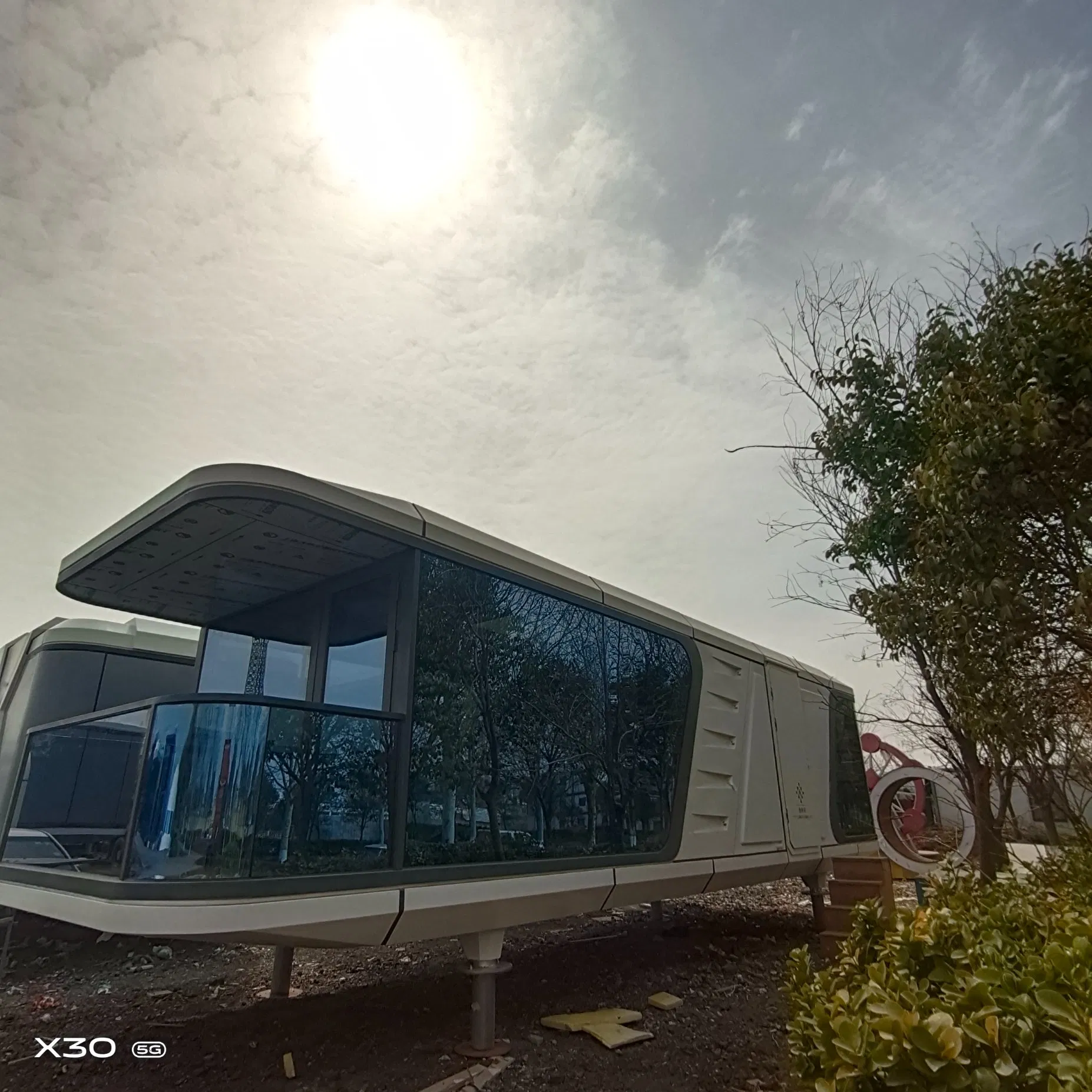 Luban Luxury Tiny Apple Cabin Beach Mobile Modular Space Capsule House Prefabricated Homes for Australia
