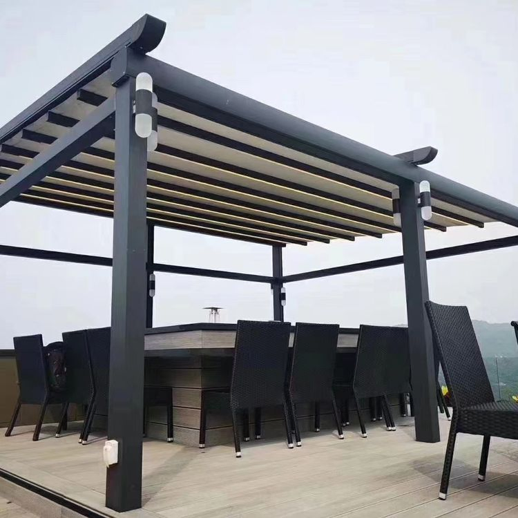 Outdoor Waterproof Retractable Awning for Restaurant