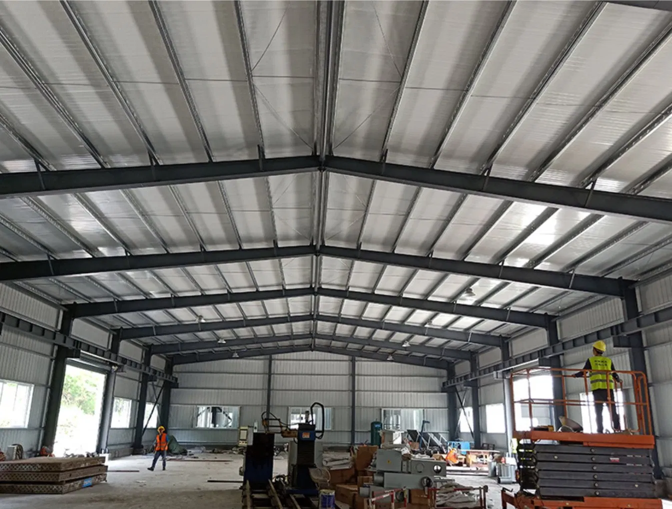 China Fullset Construction Industrial Light Metal Prefab Prefabricated Steel Frame Structure Material Factory Warehouse Building