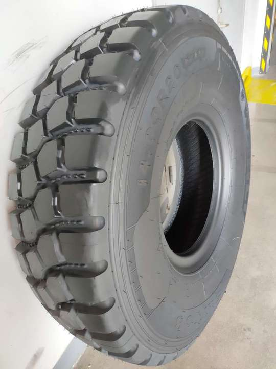 Forest Tire 710/45-26.5 14PR