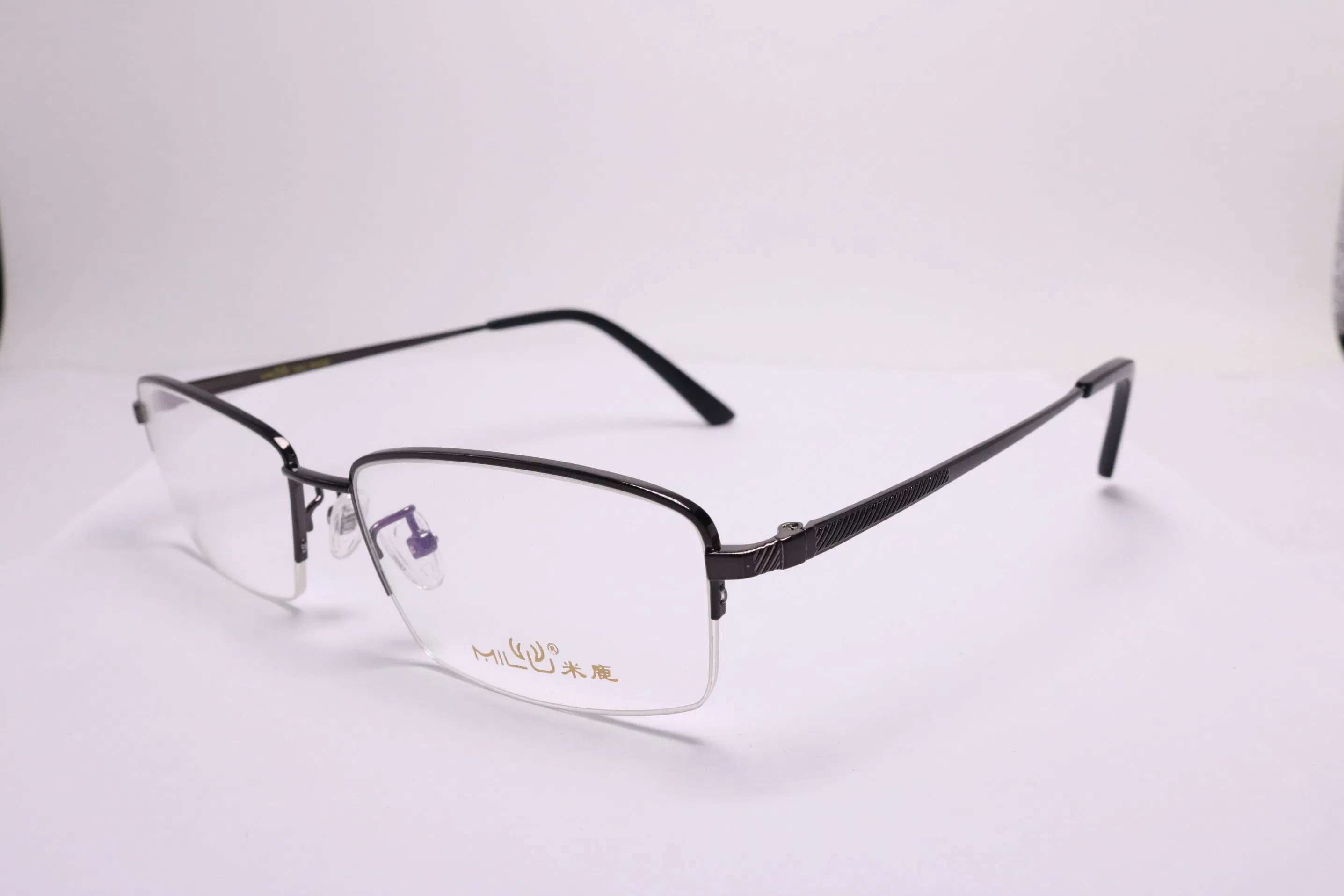 Titanium Eyeglass Frame Pure Titanium Optical Frame with Ce and FDA