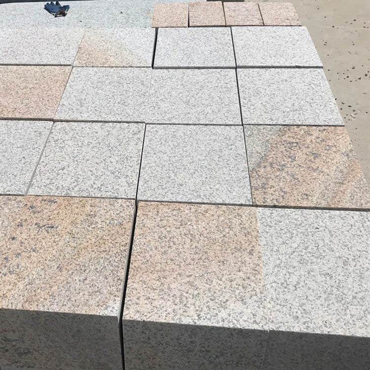 Low Price 15% off Bush-Hammmered/Flamed Finish G682 Yellow Rusty Beige Granite Paving Stone for Patio Pavers