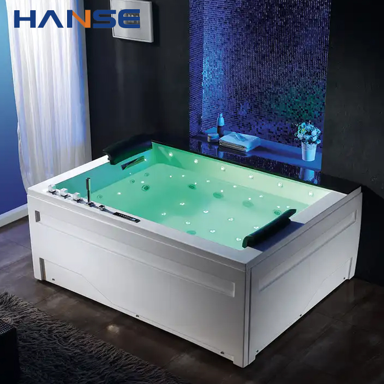 Прямоугольная акриловая ванна с гидромассажем и подогревом